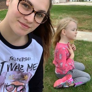 Meet your Posher, Hailey